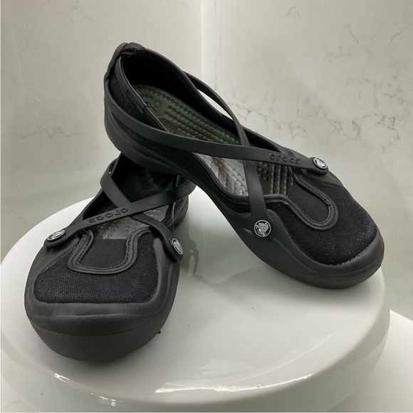 CROCS black Mary Janes ballet flats size 6 - Picture 1 of 8